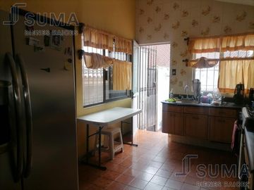 Casa en Venta en Col. Loma de Rosales, Tampico Tamaulipas.