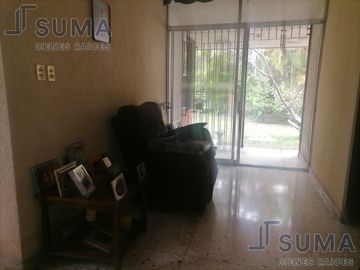 Casa en Venta en Col. Loma de Rosales, Tampico Tamaulipas.