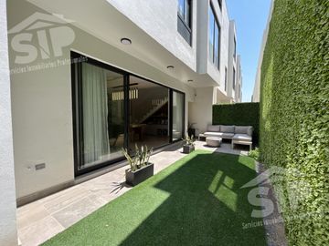 CASA EN VENTA DOMINIO CUMBRES - ARRIBA DE LEONES