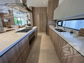 CASA EN VENTA DOMINIO CUMBRES - ARRIBA DE LEONES