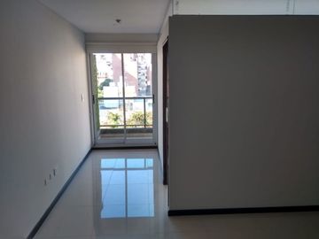 VENTA LOFT CON DIVISION EN DORREGO AL 100