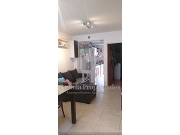DEPARTAMENTO 2 AMBIENTES CON COCHERA CASTELAR NORTE