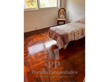 CASA DE 6 AMBIENTES CASTELAR SUR