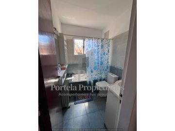 CASA DE 6 AMBIENTES CASTELAR SUR