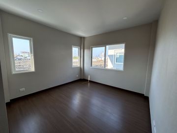 4 Bedroom House for sale at The City Suksawat 64