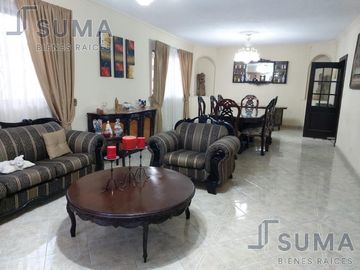 Casa en Venta Col. Unidad Nacional, Madero Tamaulipas.