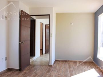 Casa En Venta De 4 Recámaras En Privada Con Alberca