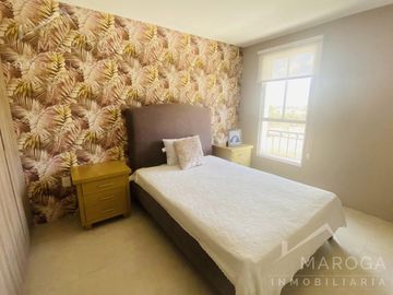 Casas En Venta Con Amplio Jardín Trasero y Alberca Comunitaria