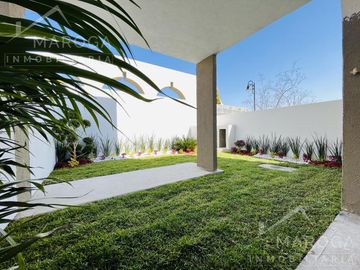 Casas En Venta Con Amplio Jardín Trasero y Alberca Comunitaria
