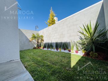 Casa En Venta En Tizayuca Con 3 Recámaras y 2.5 Baños