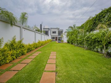 CASA EN BRISAS