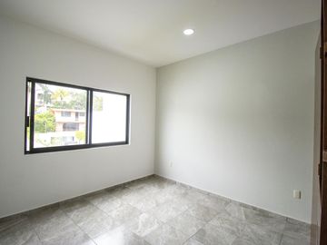 CASA EN BRISAS