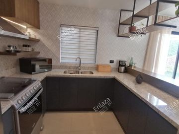 Casa en Venta en Dominio Cumbres 3 Niveles
