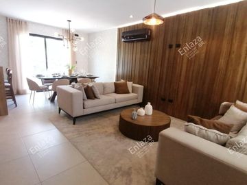 Casa en Venta en Dominio Cumbres 3 Niveles