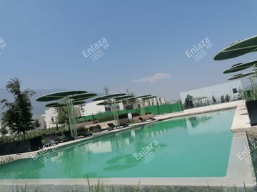 Casa en Venta en Dominio Cumbres 3 Niveles