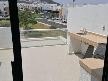 Hermosa Casa en VENTA ubicada en Condominio en ZIBATA (MT)