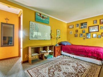 Propiedad en venta ubicada en un barrio consolidado con excelente ubicación, Peñalolén