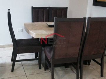 CASA EN VENTA UBICADA EN FRACC. VILLA CALIFORNIA