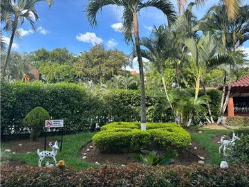 CASA TRES NIVELES CONJUNTO RESIDENCIAL JARDIN DEL VIENTO