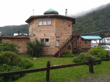 OPORTUNIDAD! Se vende conjunto de cabañas en Niebla.