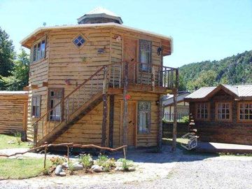 OPORTUNIDAD! Se vende conjunto de cabañas en Niebla.