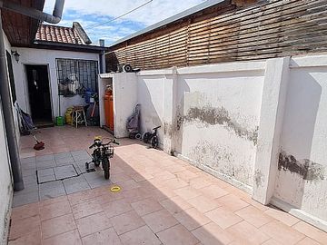 CASA CON GRAN POTENCIAL