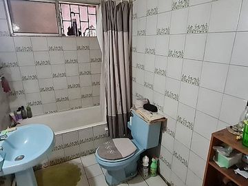 CASA CON GRAN POTENCIAL