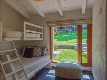 CASA AMUEBLADA EN VENTA EN AVANDARO CENTRO, VALLE DE BRAVO