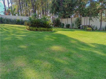CASA AMUEBLADA EN VENTA EN AVANDARO CENTRO, VALLE DE BRAVO