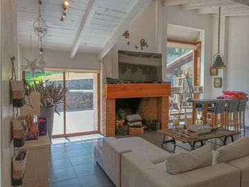 CASA AMUEBLADA EN VENTA EN AVANDARO CENTRO, VALLE DE BRAVO
