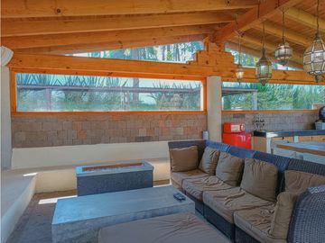 CASA AMUEBLADA EN VENTA EN AVANDARO CENTRO, VALLE DE BRAVO
