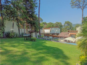 CASA AMUEBLADA EN VENTA EN AVANDARO CENTRO, VALLE DE BRAVO