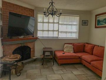 CASA EN VENTA EN AVNDARO VALLE DE BRAVO
