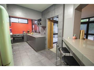 Casa en Venta en Colonia del Valle Estilo Urbano en San Pedro