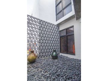 Casa en Venta en Colonia del Valle Estilo Urbano en San Pedro