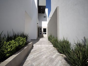 CASA EN VENTA FRACCIONAMIENTO VALLE DEL  CRISTAL, CARRETERA NACIONAL