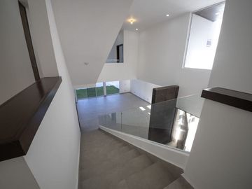 CASA EN VENTA FRACCIONAMIENTO VALLE DEL  CRISTAL, CARRETERA NACIONAL