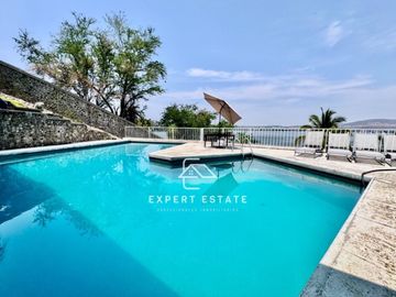 Casa venta TEQUESQUITENGO - Con súper vistas y amplios espacios / Great views