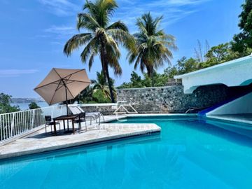 Casa venta TEQUESQUITENGO - Con súper vistas y amplios espacios / Great views