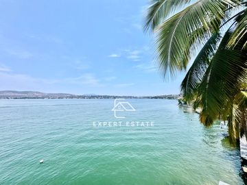 Casa venta TEQUESQUITENGO - Con súper vistas y amplios espacios / Great views