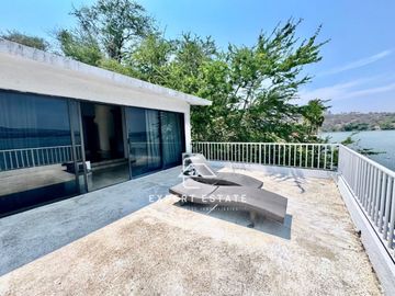 Casa venta TEQUESQUITENGO - Con súper vistas y amplios espacios / Great views