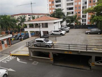 VENDO APARTAMENTO PRADOS DEL NORTE 2 PISO CALI NORTE