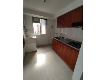 VENDO APARTAMENTO PRADOS DEL NORTE 2 PISO CALI NORTE