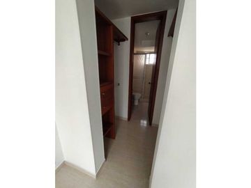 VENDO APARTAMENTO PRADOS DEL NORTE 2 PISO CALI NORTE