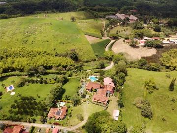 Se Vende Hotel Sector Panaca En Quimbaya Quindio