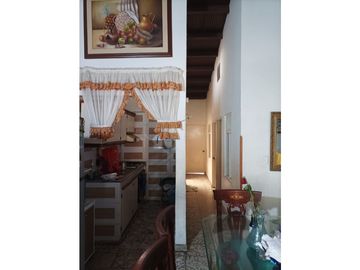 CASA EN VENTA COMERCIAL  / BARRIO GIRARDOT