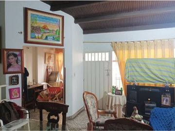 CASA EN VENTA COMERCIAL  / BARRIO GIRARDOT