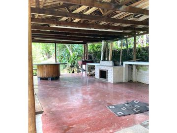 Casa campestre en Jiguales Lago Calima