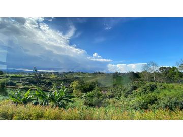 VENDO HERMOSA CASAQ FINCA EN EL CARMEN DE VIBORAL SAMARIA CH
