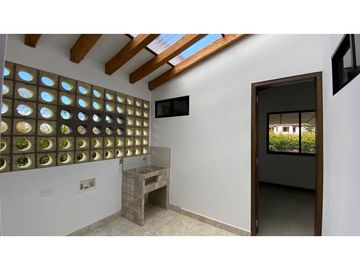 VENDO HERMOSA CASAQ FINCA EN EL CARMEN DE VIBORAL SAMARIA CH